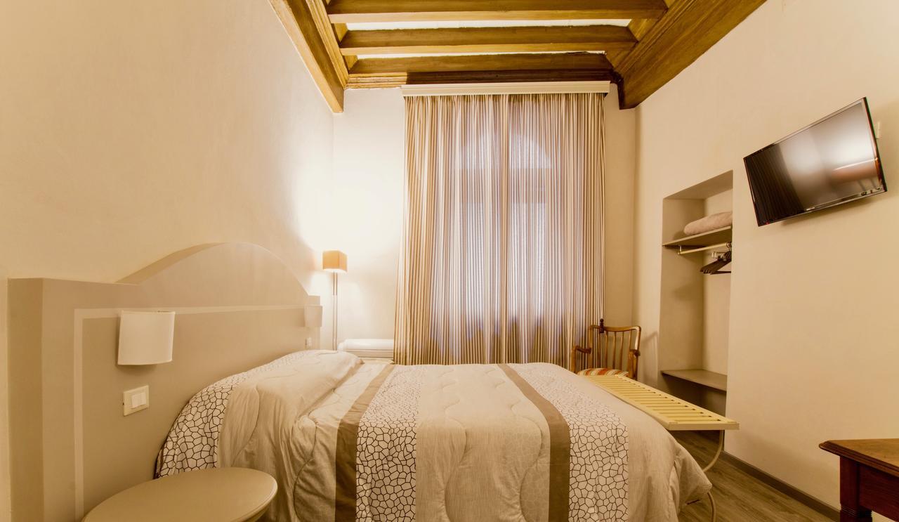 Le Camere Di Caterina Lucca Exterior foto
